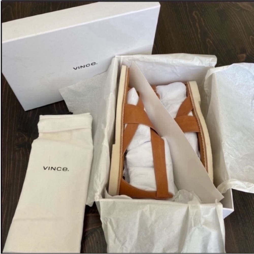 NEW Vince Morris Strappy Flat Sandal 8.5 - Picture 3 of 10